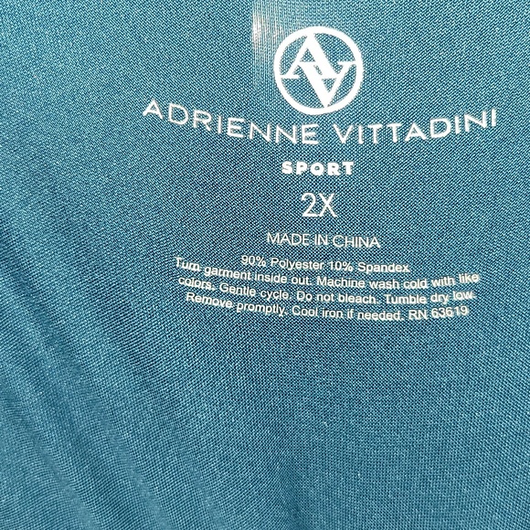 Adrienne Vittadini Sport V-neck Top - Picture 2 of 7
